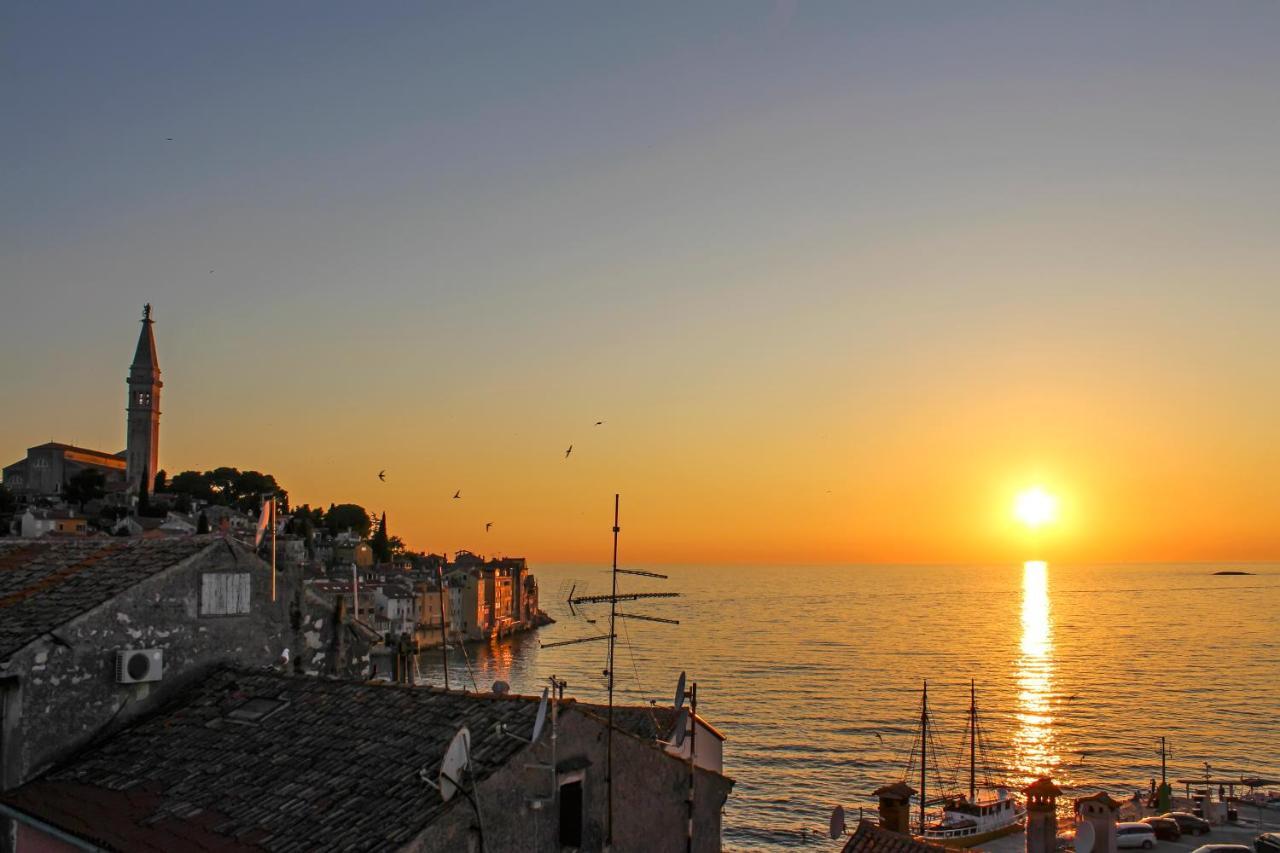 Rovigno Bella Sea View Apartment Exterior photo